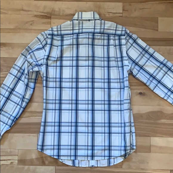 Abercrombie and Fitch Muscle button dress shirt - Picture 2 of 3